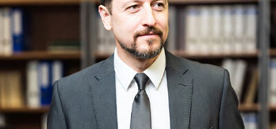 Government Bond Auctions Heat Up: Yield Curve Insights for January 2026